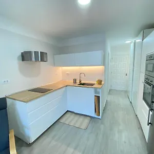 Estudio En Cristianos. Ubicación Ideal. , Arona (Tenerife) España