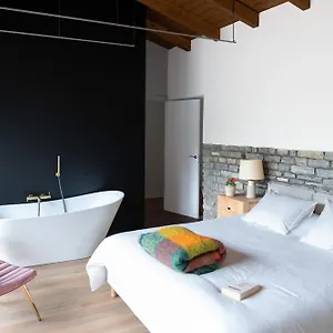 Kh Suites, Breakfast & Laundry , Lezama (Biscay) España